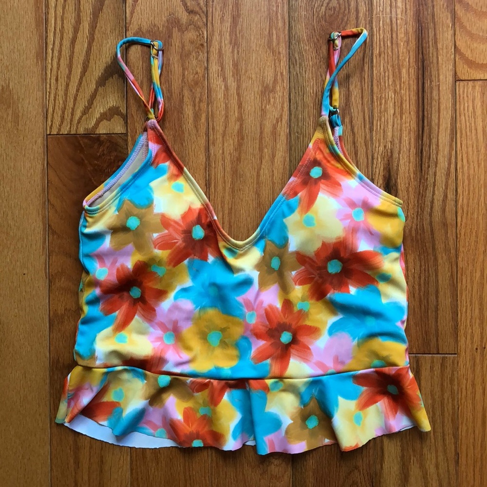 Kortni Jeane Flower Power Scoopback top
